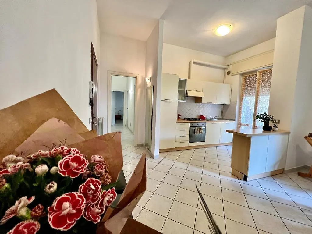 Viareggio On The Beach - Apartment 0*,